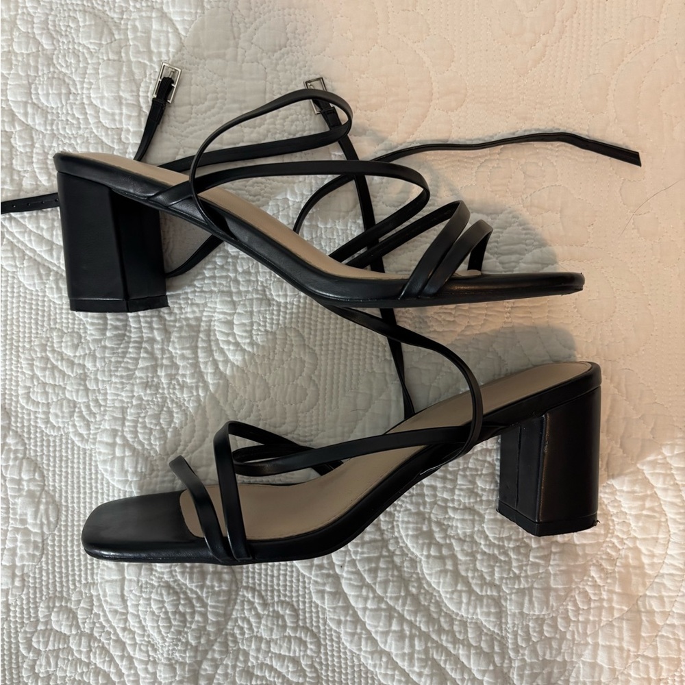 Elegant Black Strappy Heels with Square Toe Size 10